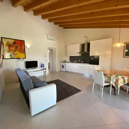Holiday home Ca Da Lino, A 15 Minuti A Venezia *